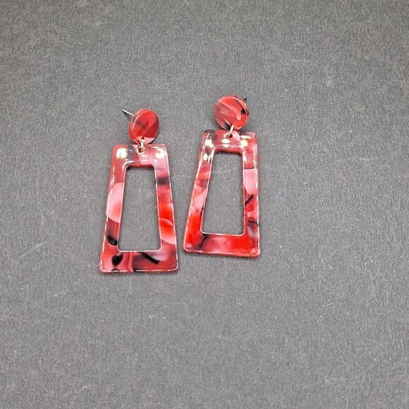 Red marble Style Crush Geometric Resin Abstract Earrings tortoise shell - Picture 3 of 4